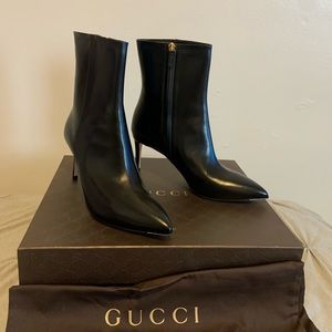 Gucci Malaga Kid black booties size 39